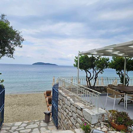 Roula'S House On The Beach Skiathos-Stadt Exterior foto