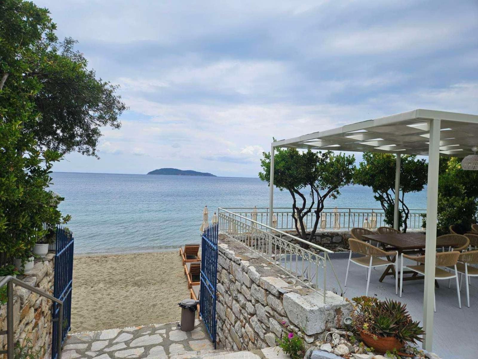 Roula'S House On The Beach Skiathos-Stadt Exterior foto